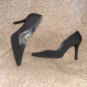 STUART WEITZMAN-Black Peau de Soie-Semi D'Orsay Style-Size 6-Excellent